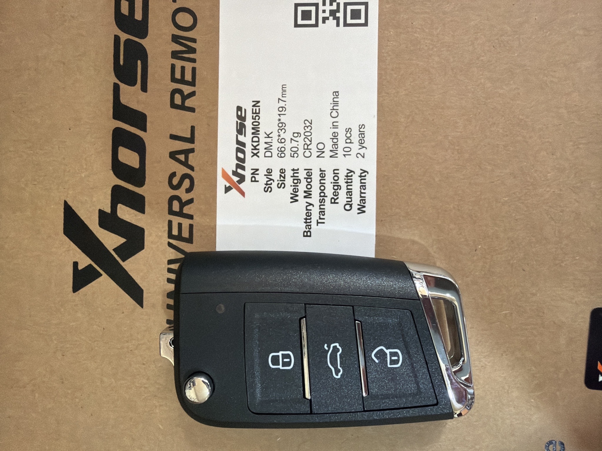 Xhorse XKDM05EN Універсальний дротовий автоключ VW MQB 3 кнопки