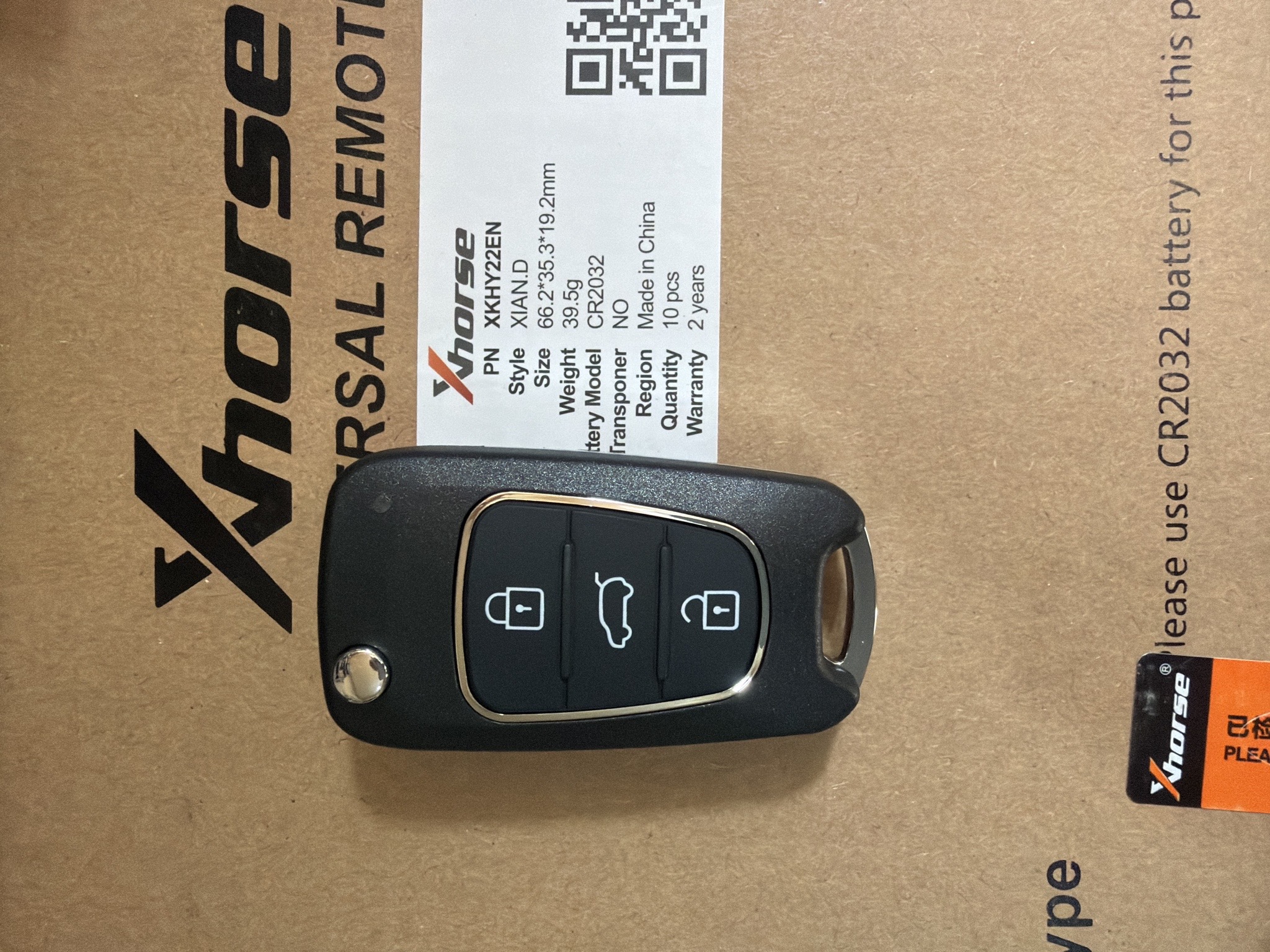 Xhorse XKHY22EN Універсальний дротовий пульт-ключ Hyundai Style 3 кнопки