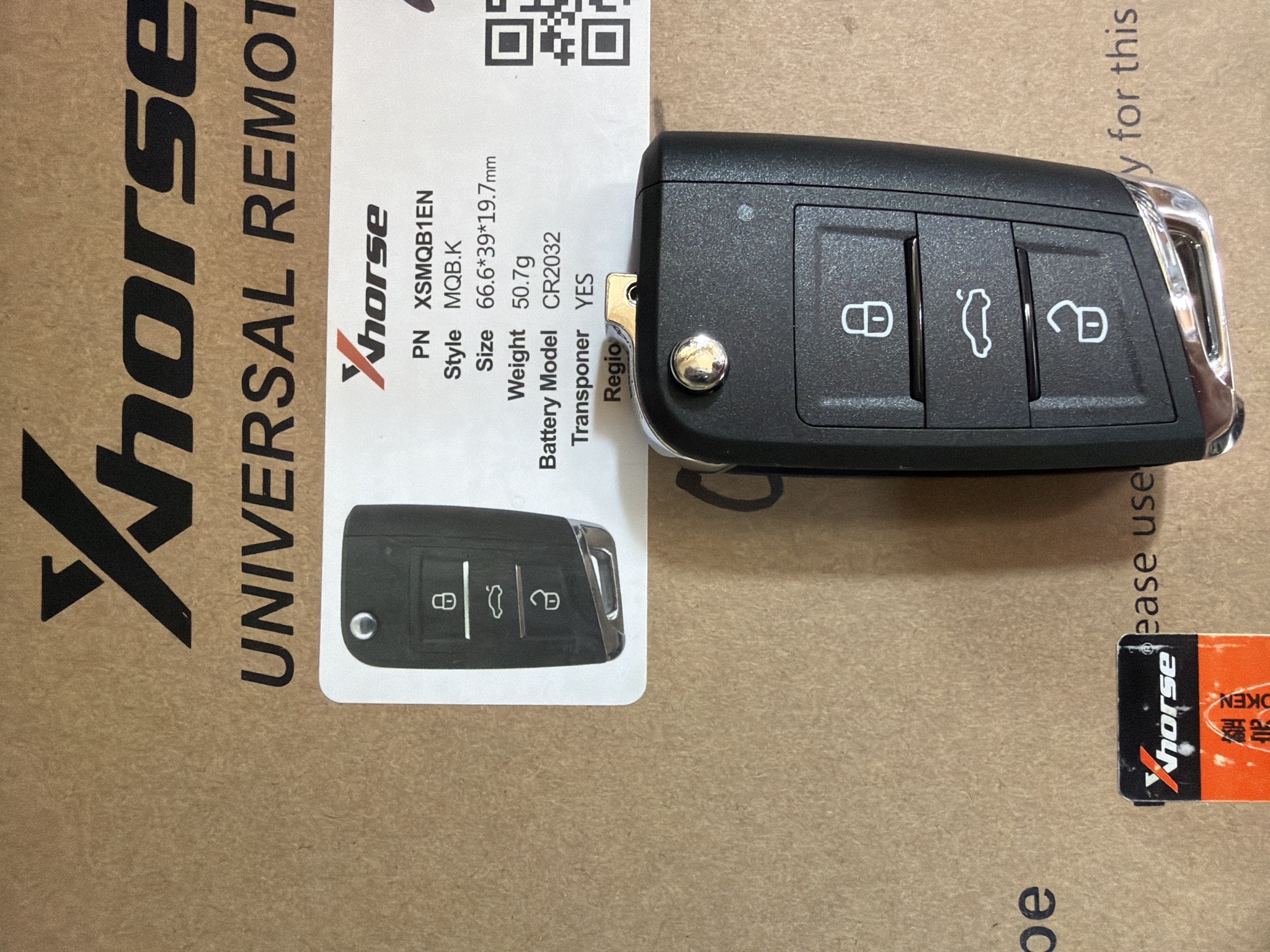 Xhorse XSMQB1EN Універсальний смарт ключ MQB Style 3 кнопки